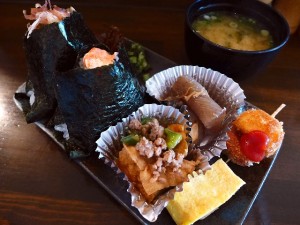 おにぎり山　おにぎり