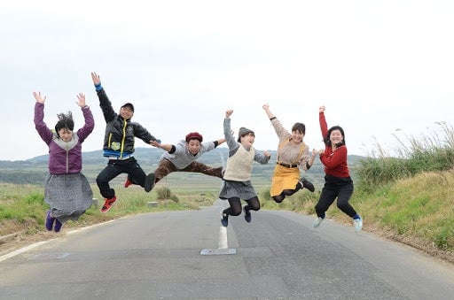 鹿児島県 インスタ映え 一本道ジャンプ