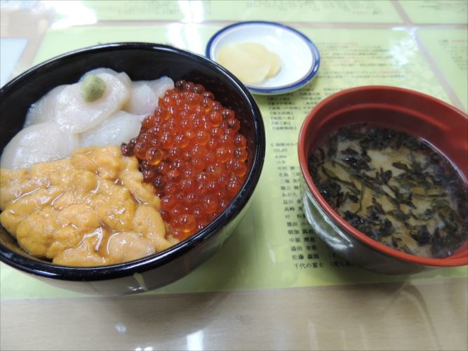 函館 ランチ 元祖巴丼