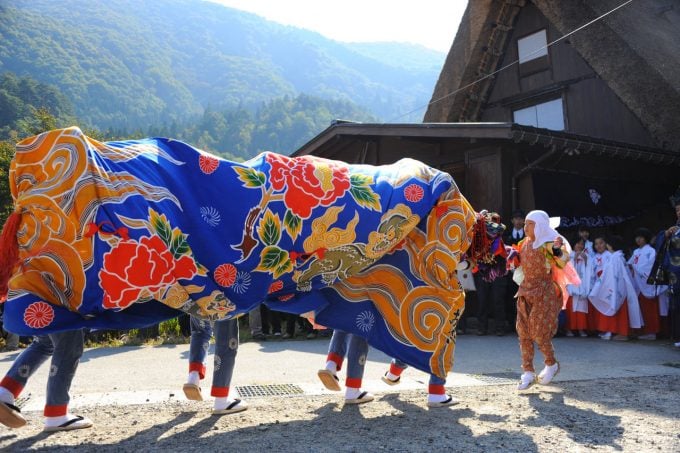 白川八幡神社・どぶろく祭りの館